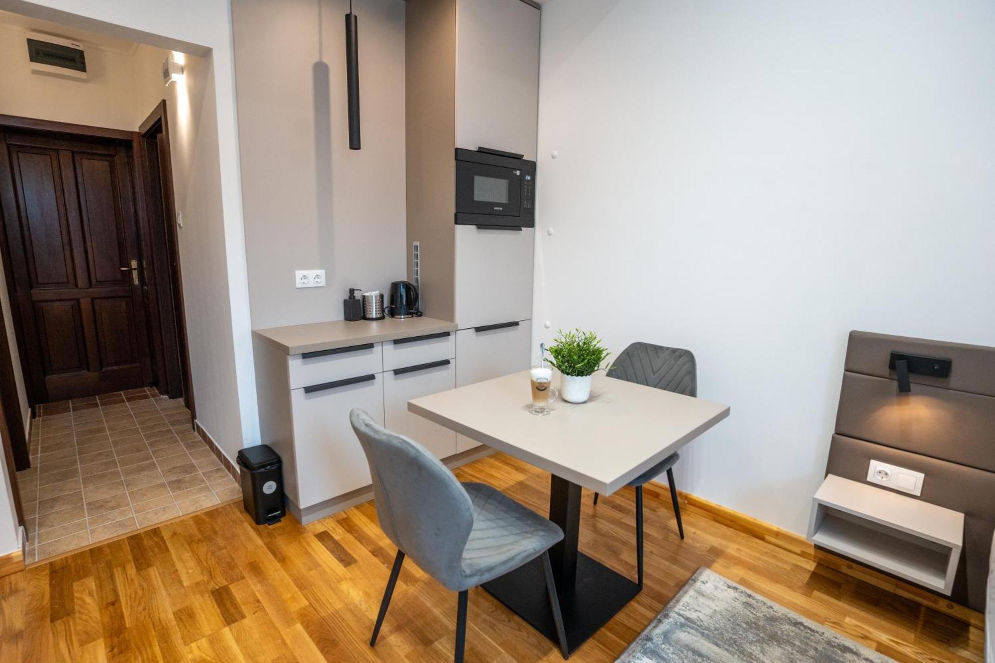 Vegvar Spa Apartman 久洛 外观 照片